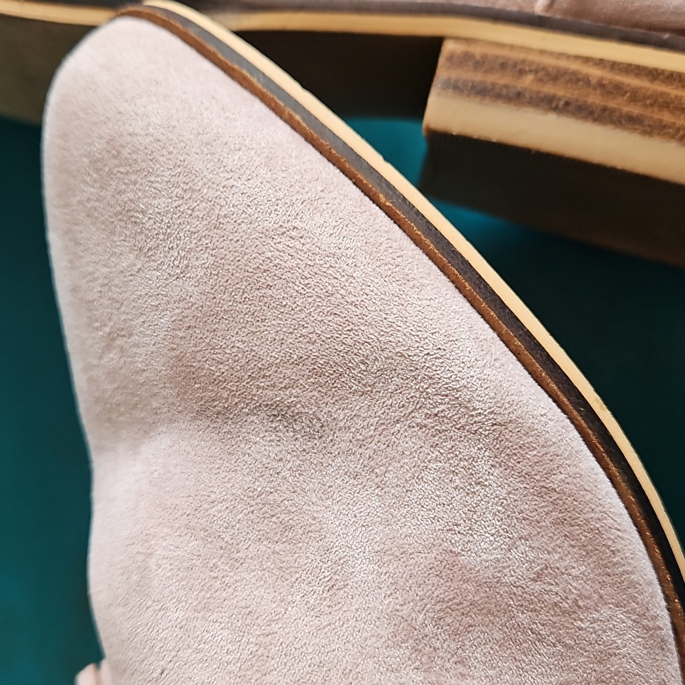 BEAST FASHION Blush Suede Loafers with Tassels Size 7 - Picture 14 of 14